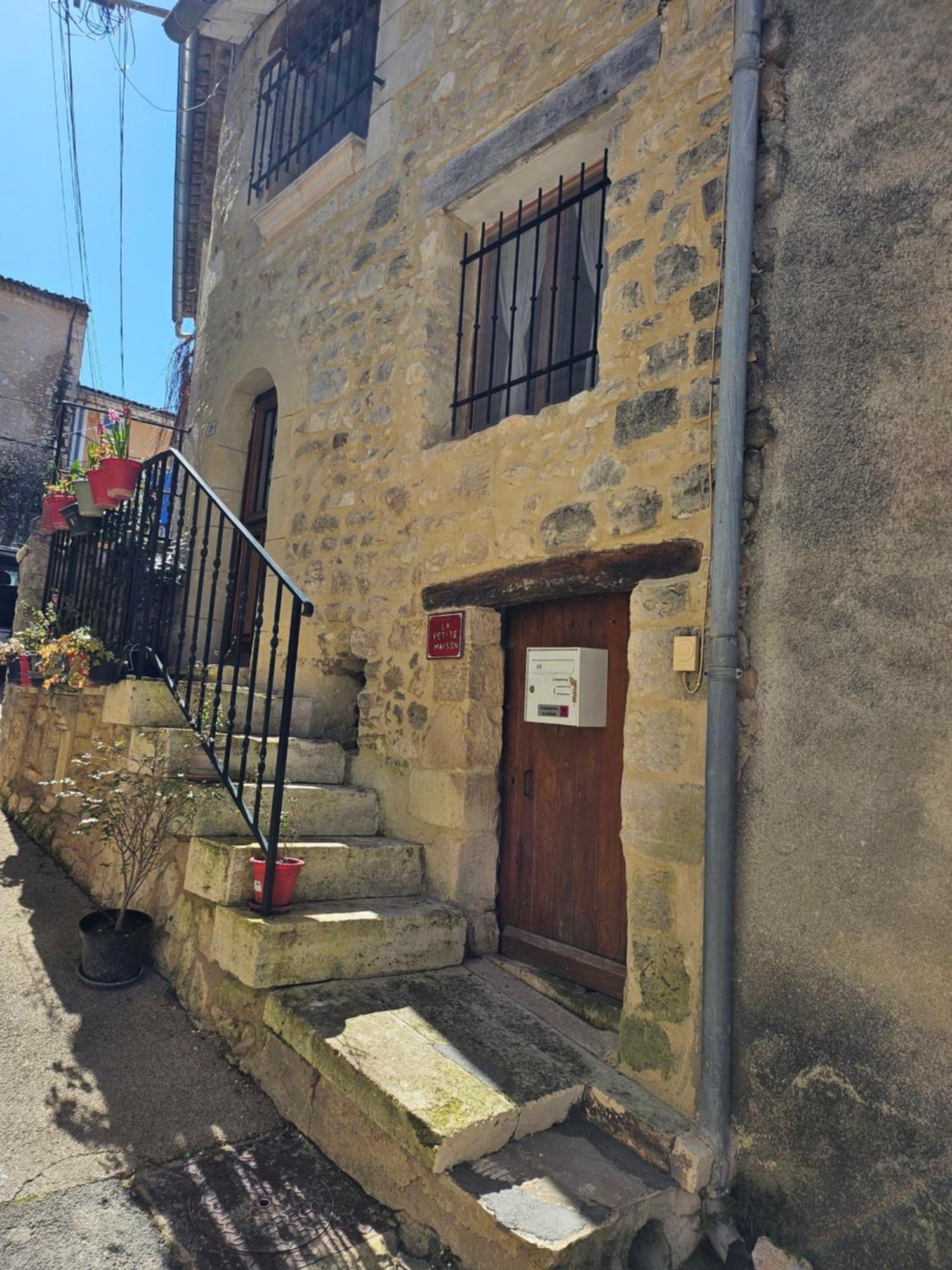La Petite Maison Céreste Εξωτερικό φωτογραφία